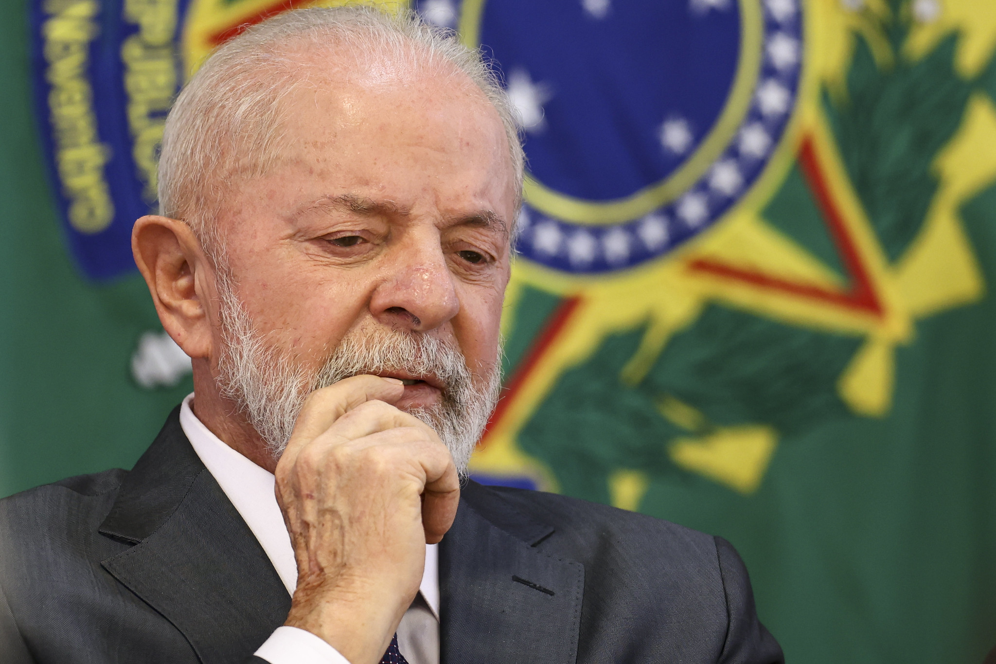 Lula chama de “falecimento” o assassinato de refém pelo Hamas