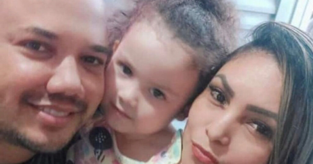Chocante: Menina de 4 anos morre afogada e ressuscita após sua mã…Ver mais